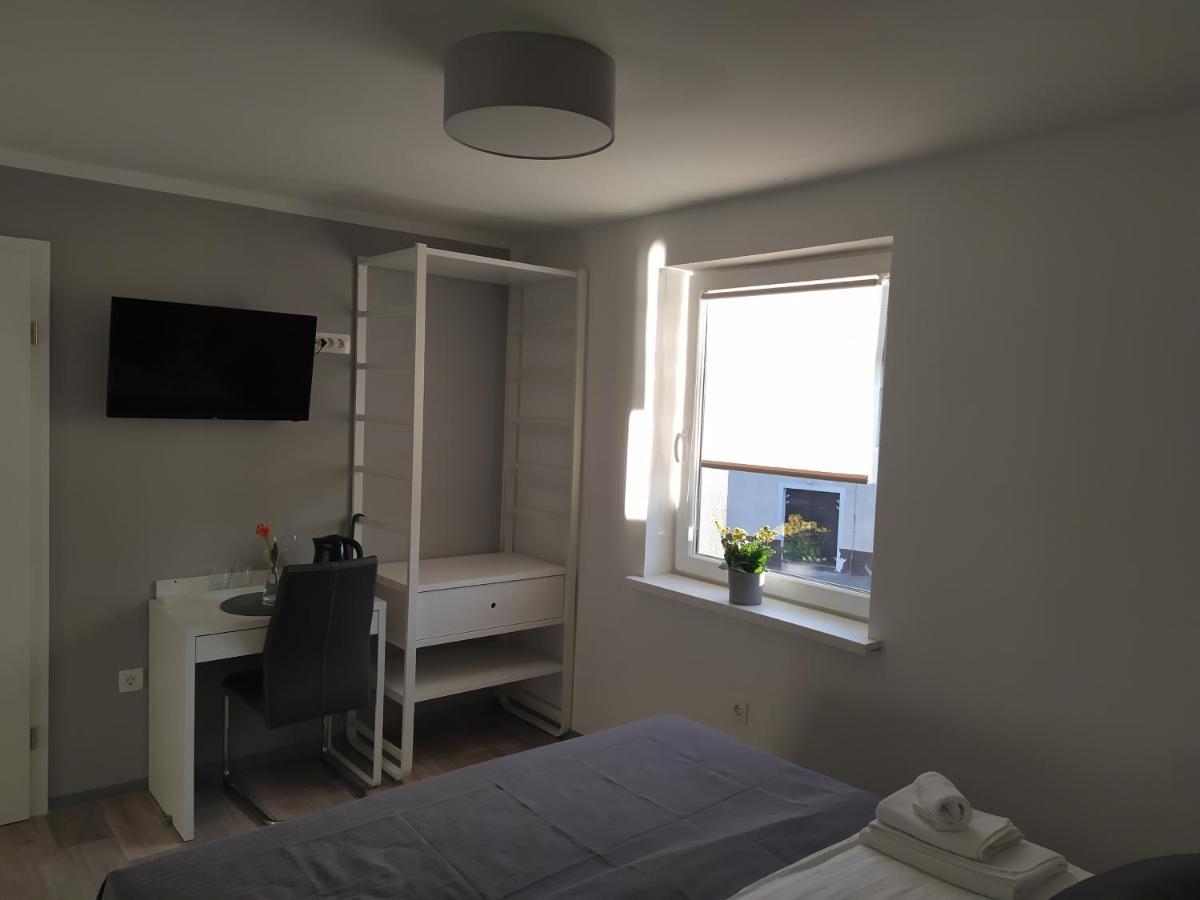 Apartment Trubarjeva33, Near Ljubljana, Free Parking Velike Lasce Exteriör bild